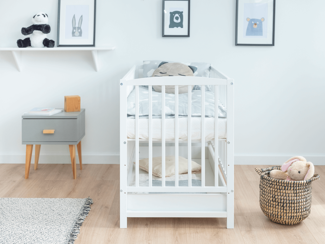 Lettino per bambini Baby Classic in legno di pino 60x120, bianco
