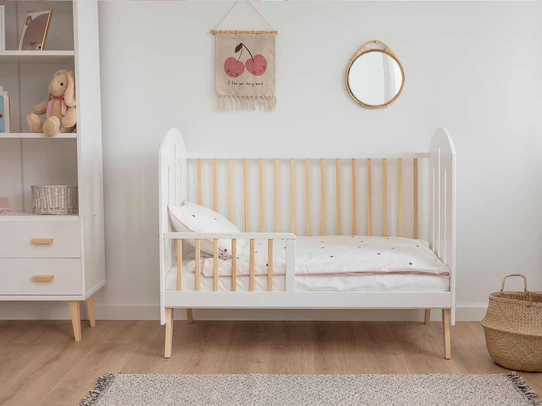 Lettino per bambini Baby Dream in legno di pino 60x120, bianco/pino