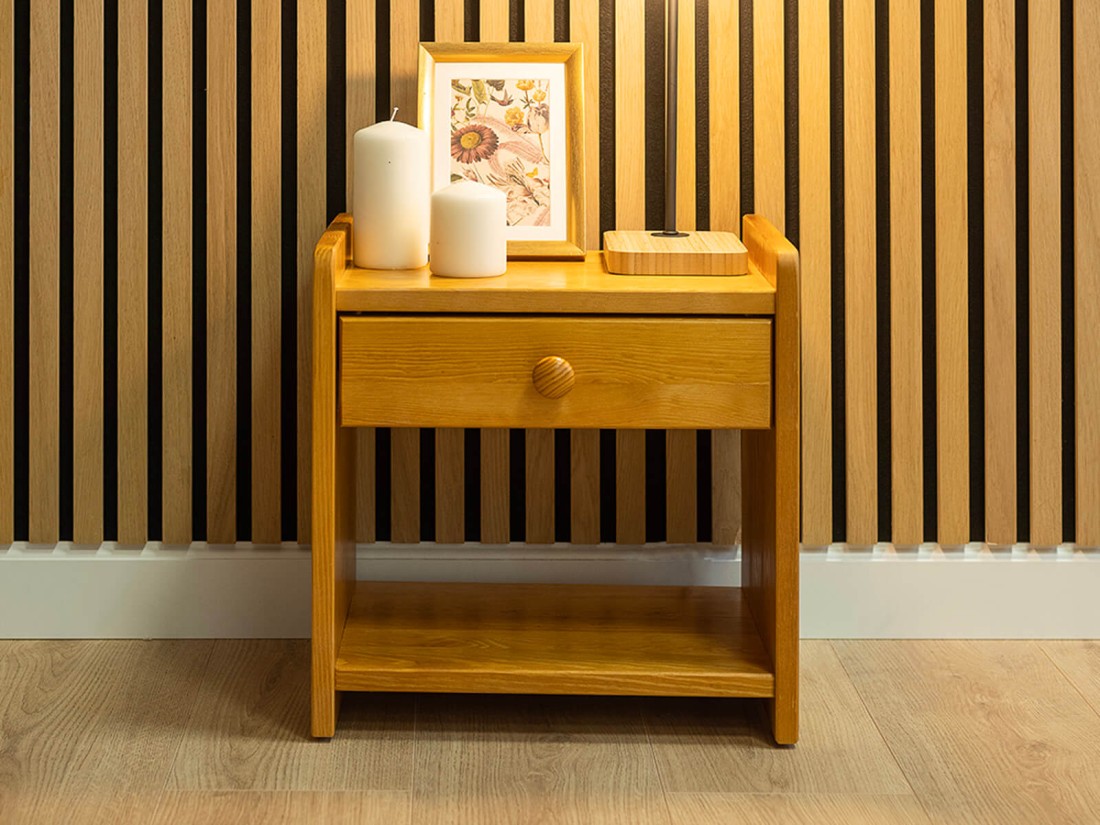 Comodino in legno WIKI, colore ontano