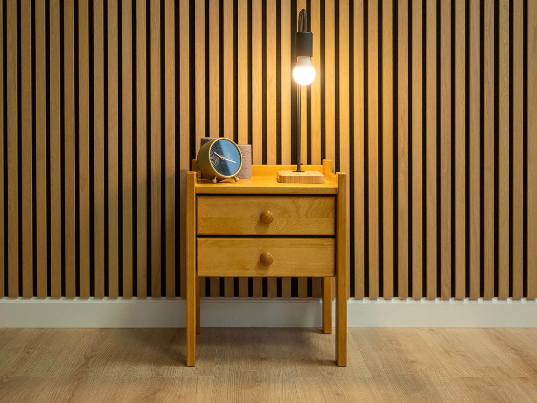 Comodino in legno IDA, Ontano