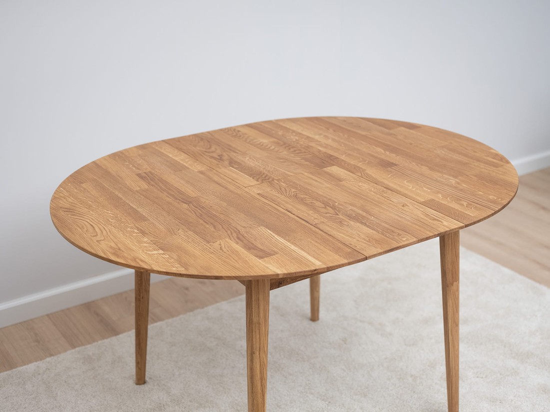 Tavolo rotondo in rovere fi 110 + 35 cm allunghe Bergen olio intenso