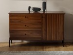 Cassettiera Lamelo in legno di faggio  larghezza 143 cm, noce scuro