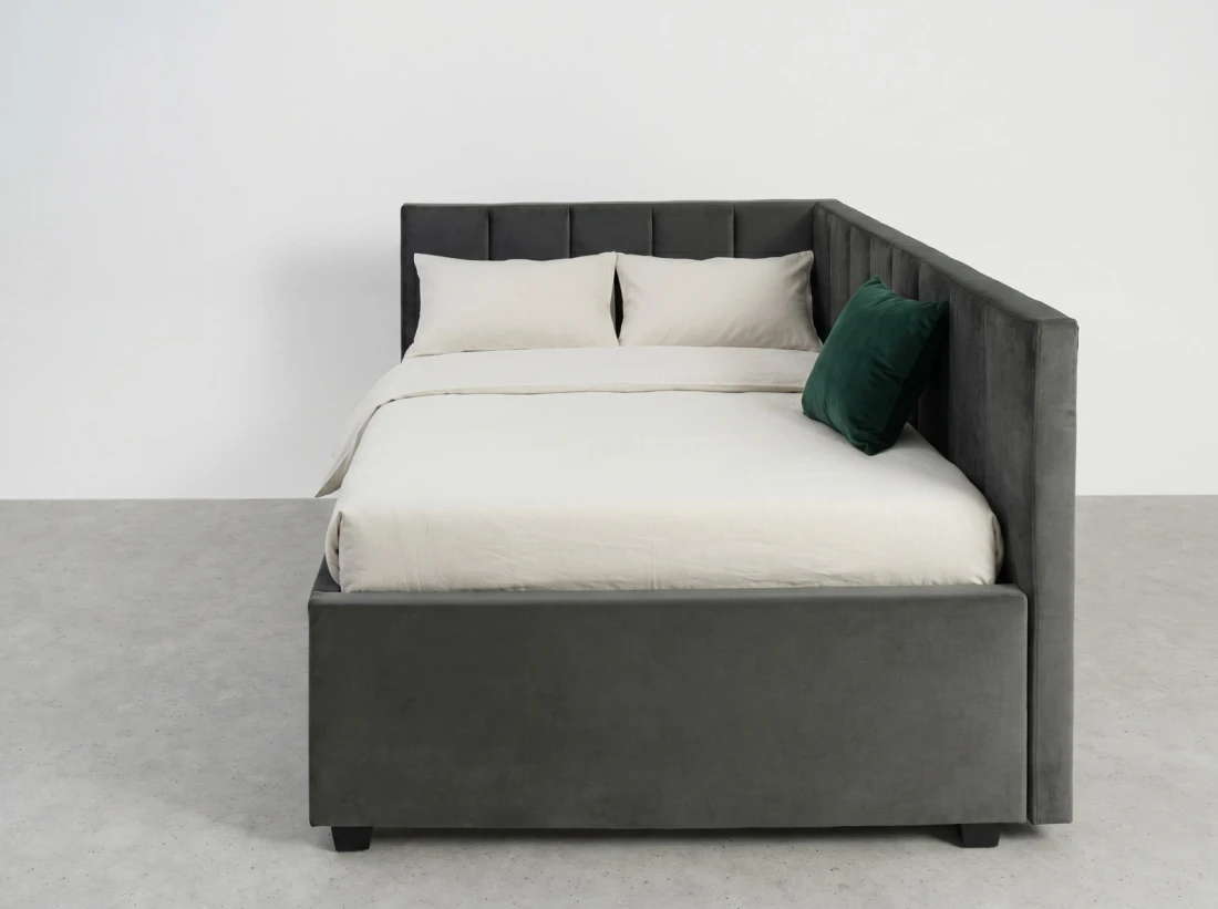 Divano letto a due posti 90x200 con struttura Dan Bluvel 18