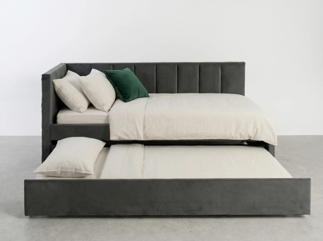 Divano letto a due posti 90x200 con struttura Dan Bluvel 18