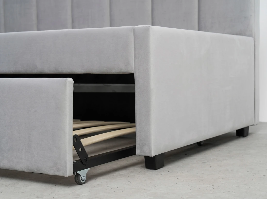 Divano letto a due posti 90x200 con struttura Dan Bluvel 03