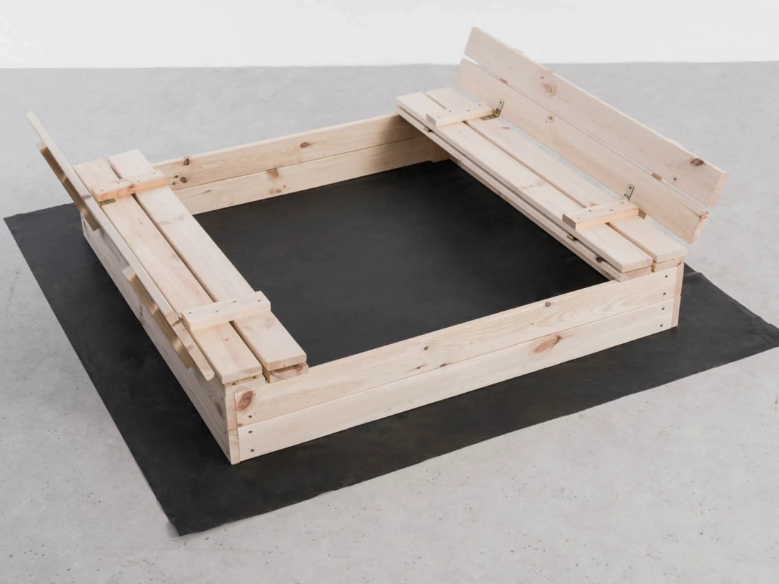 Sabbiera in legno con coperchio 120×120 cm – non verniciata
