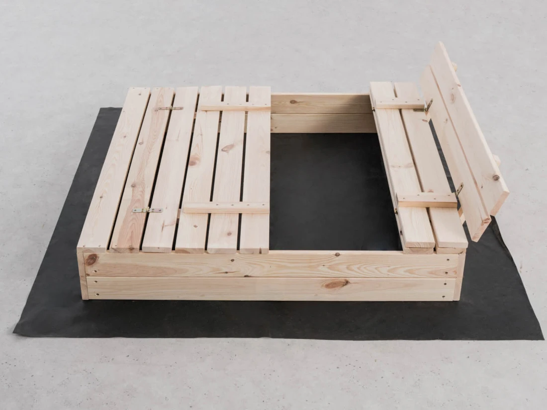 Sabbiera in legno con coperchio 120×120 cm – non verniciata