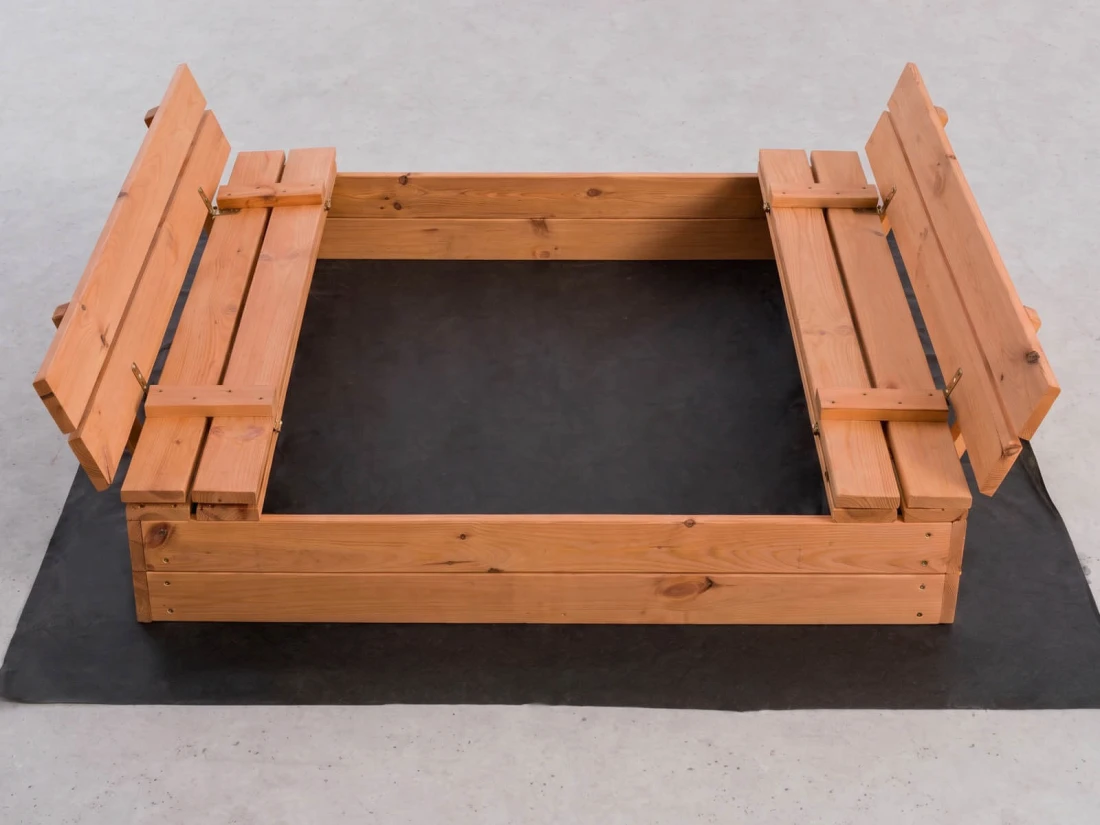 Sabbiera in legno con coperchio 120×120 cm – impregnata