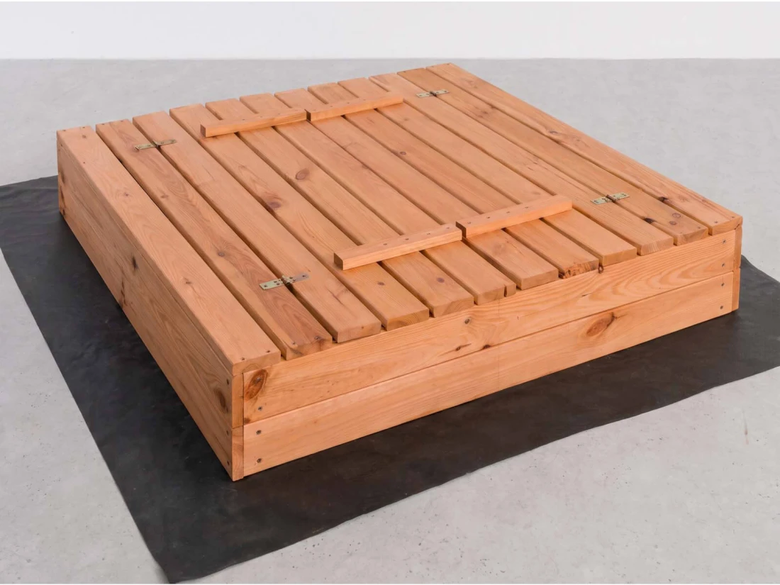 Sabbiera in legno con coperchio 120×120 cm – impregnata