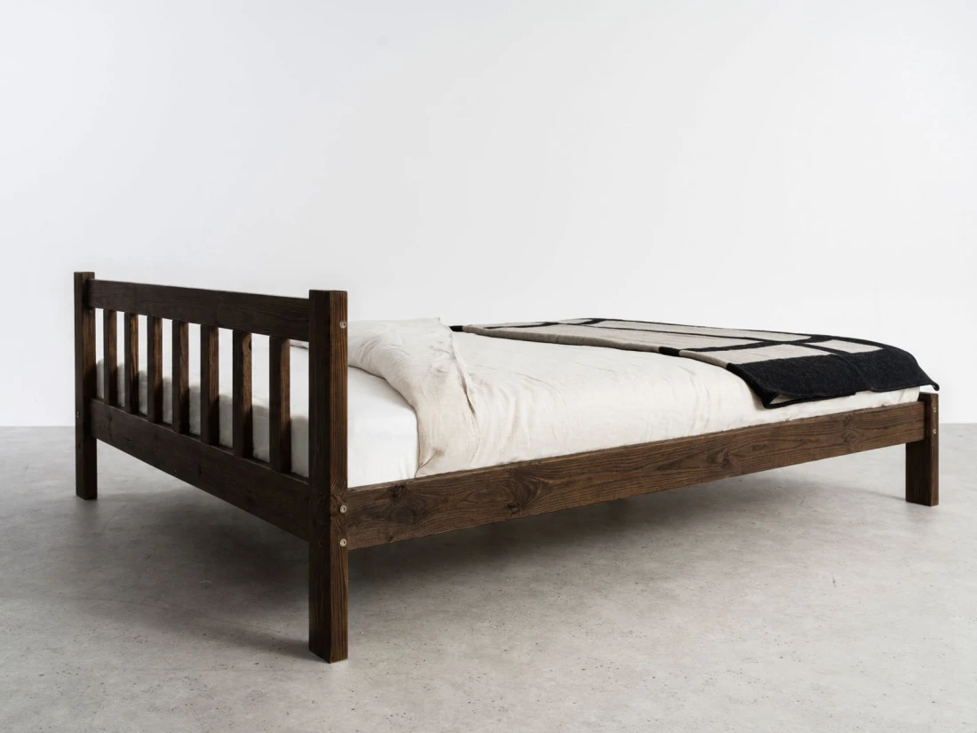 Letto in pino 140x200 Ofelia noce