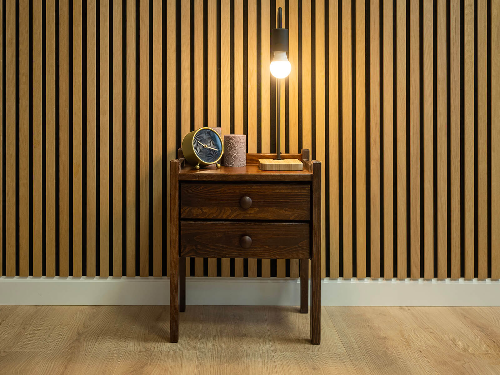 Comodino in legno IDA, noce